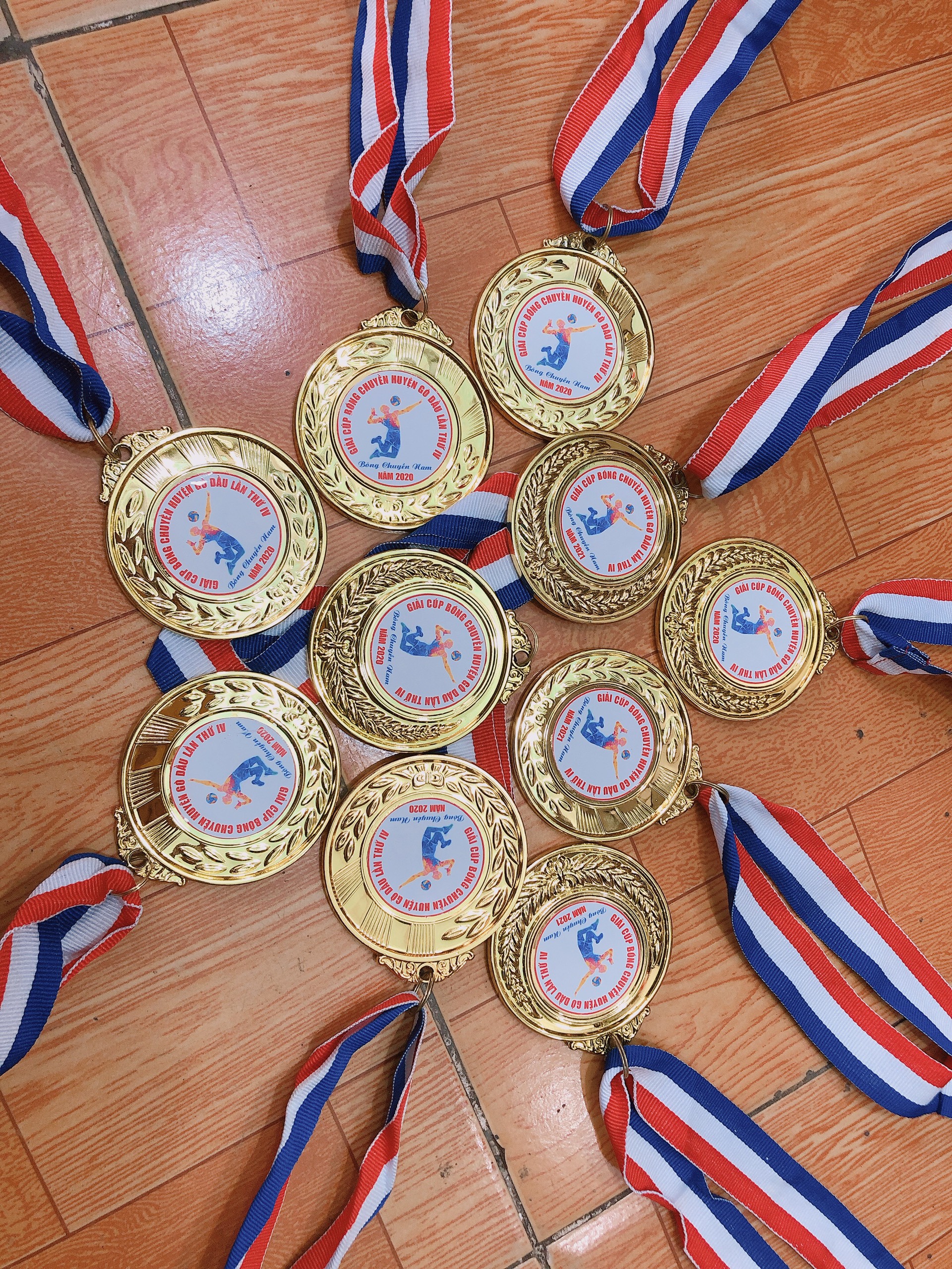 [Chuyên] Huy chương Bông Lúa, Huy chương - cờ lưu niệm, CUP giá rẻ, thiết kế in ấn theo yêu cầu