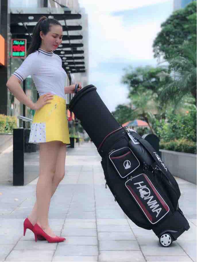 Túi đựng gậy golf có bánh xe HM và Titleis