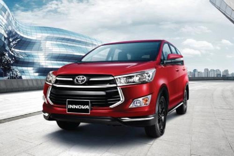 ỐP TAY NẮM CỬA  dành cho TOYOTA INNOVA 2018 đến nay-Bộ 4 cái
