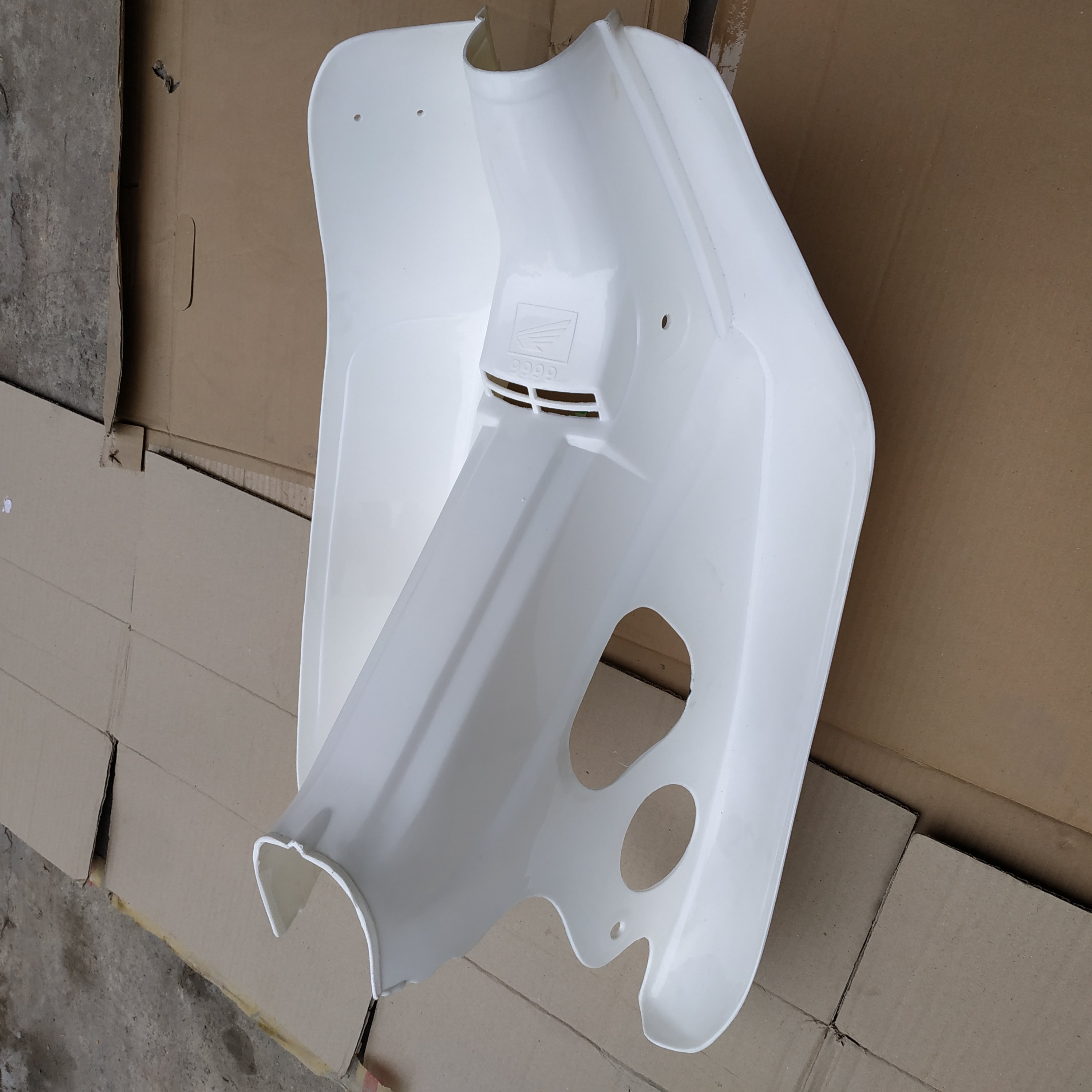 yếm bửng xe cup các loại ( Tặng Kèm Logo cánh én )