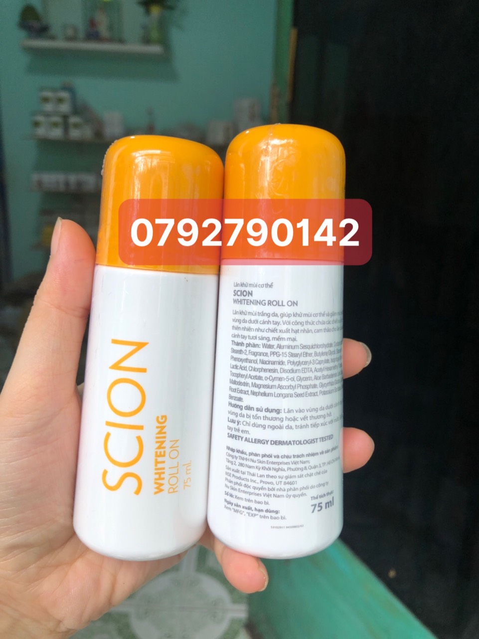 Lăn khử mùi Scion Nuskin