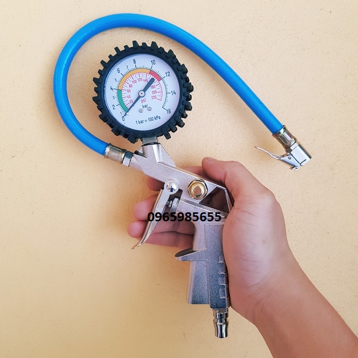 S.úng Bơm Lốp ô tô xe máy có đồng hồ đo áp suất