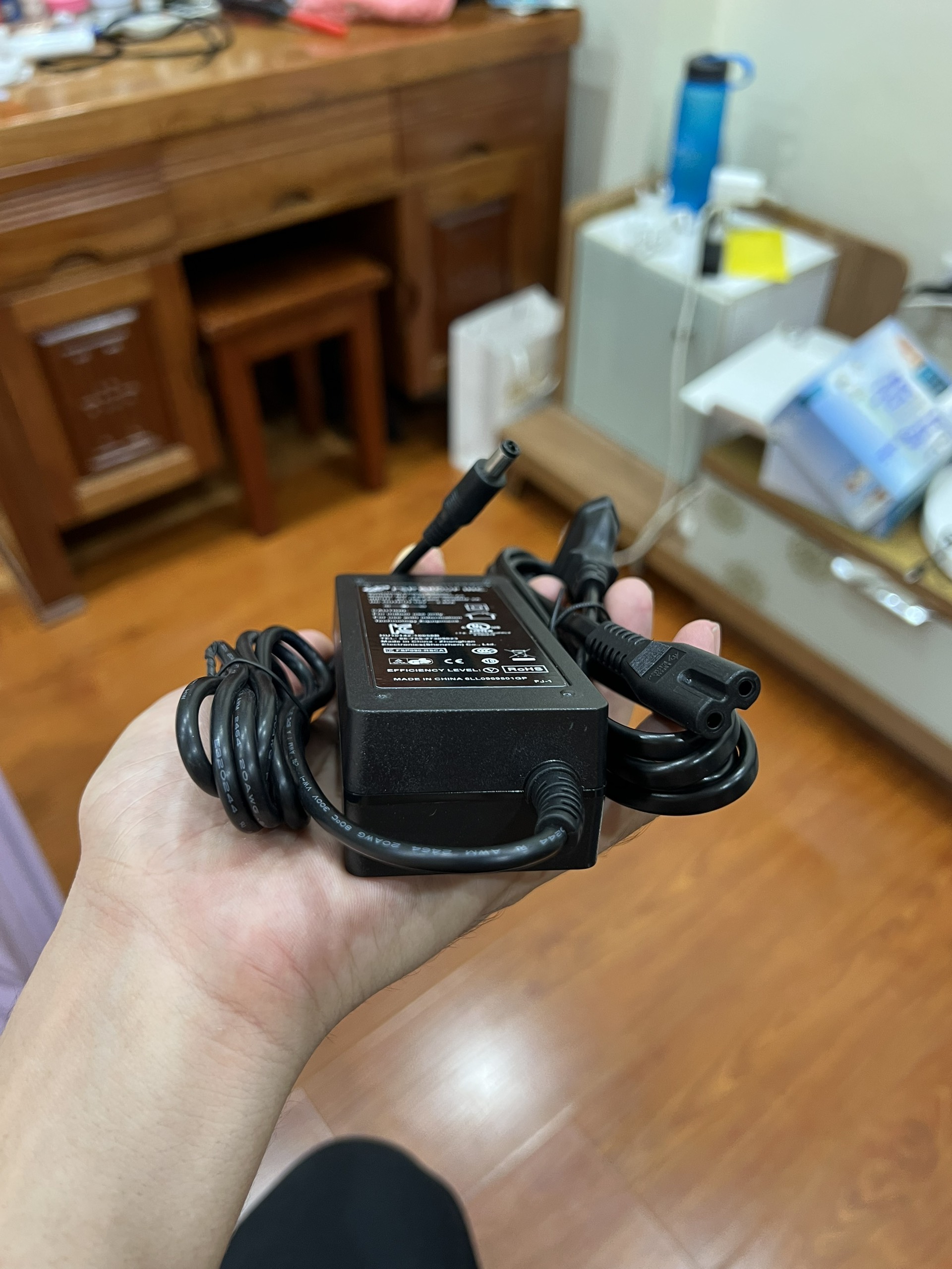 Nguồn 19v cho màn hình AOC Philips