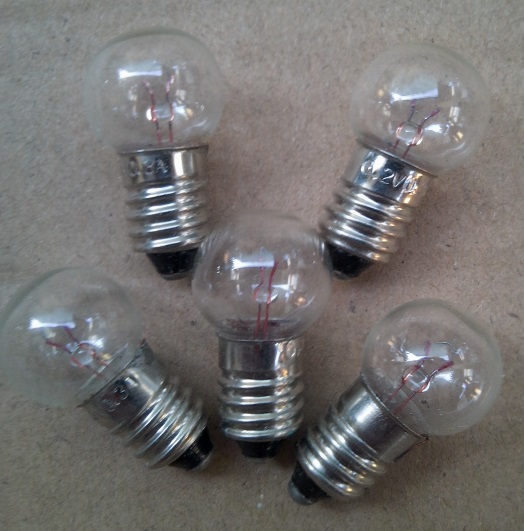 BÓNG ĐÈN SỢI ĐỐT E10 6.2V 0.5A