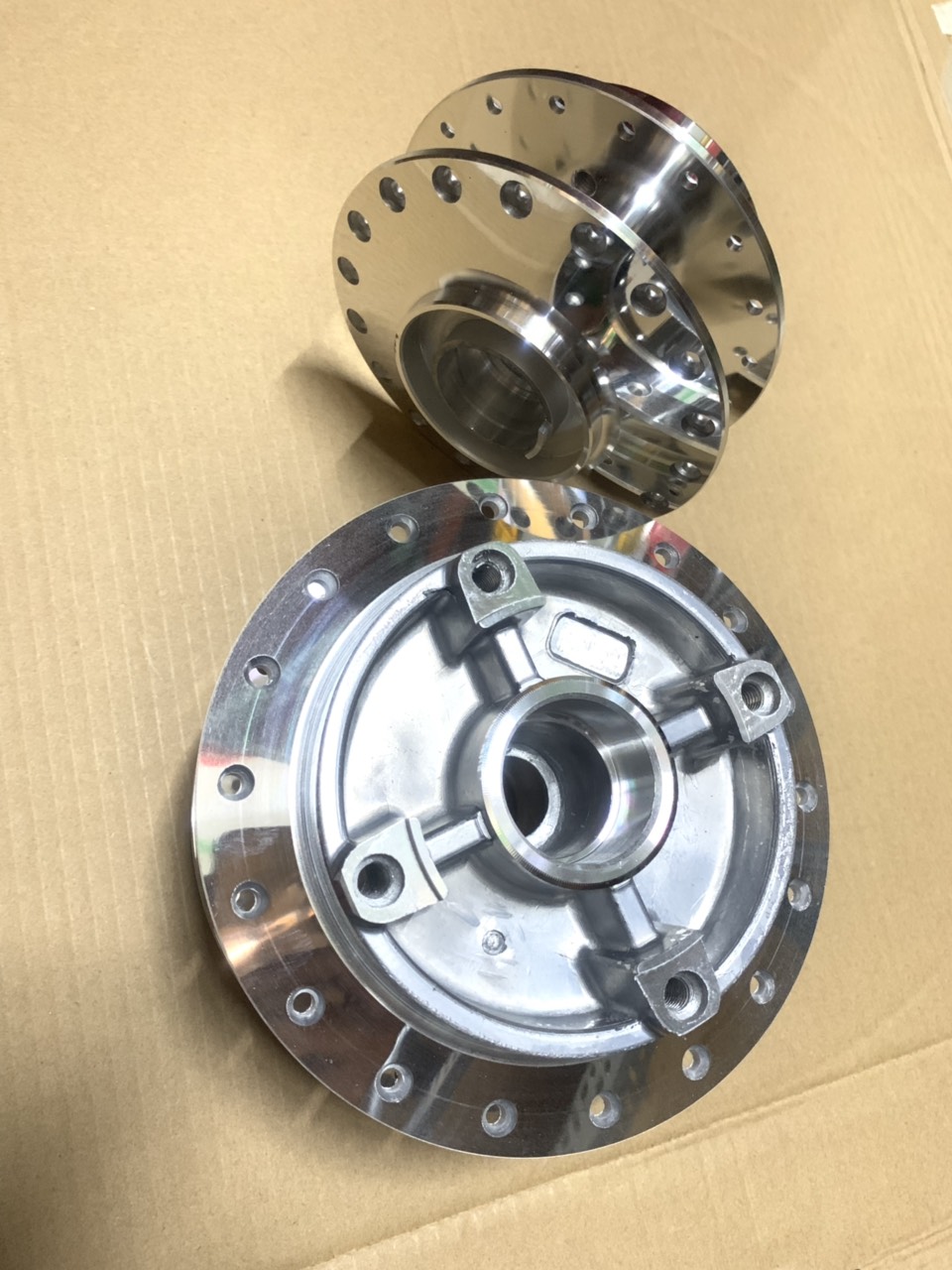 Đùm mạ crom exciter 2011 (1 cặp ) loại dày và đẹp