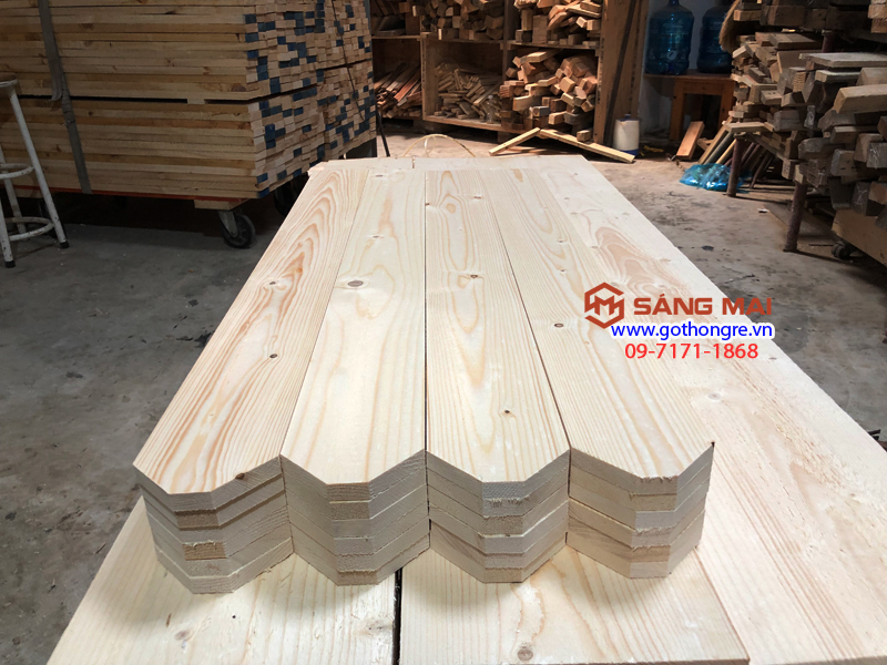 [MS44] Thanh gỗ thông hàng rào 10cm x dày 1,5cm x dài 1m2 + láng mịn 4 mặt