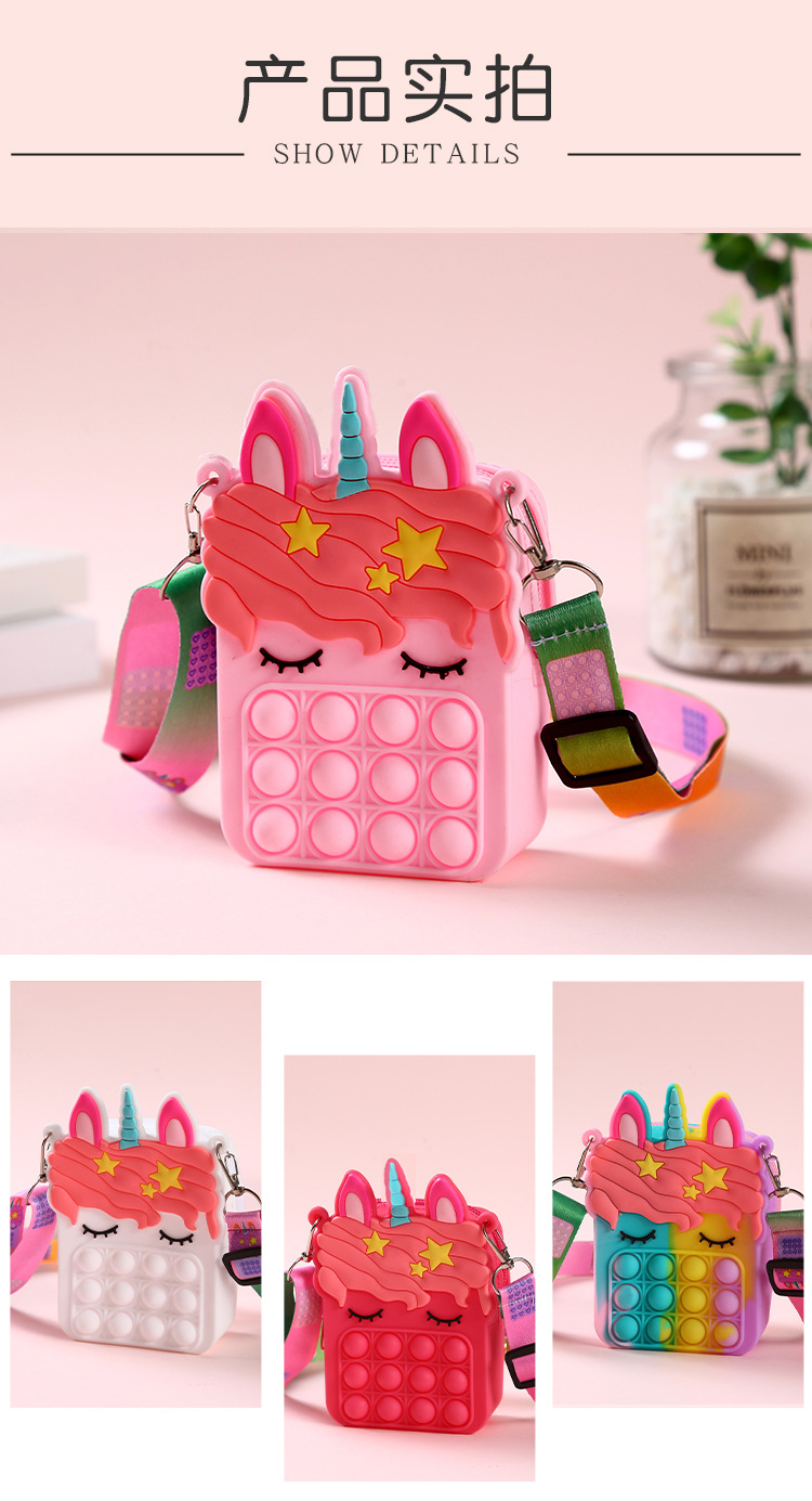 Túi đeo chéo. Pop it hình nhân vật kỳ lân unicorn và pop it búp bê play time