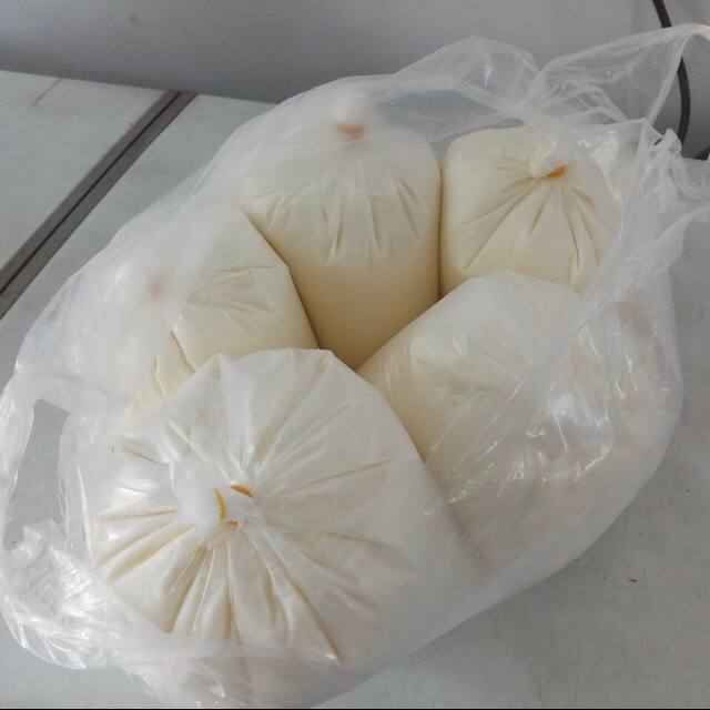 "[HOT] SET 5 KG SỮA BÒ TƯƠI NGUYÊN CHẤT VẮT TỪ TRẠI BÒ SỮA"