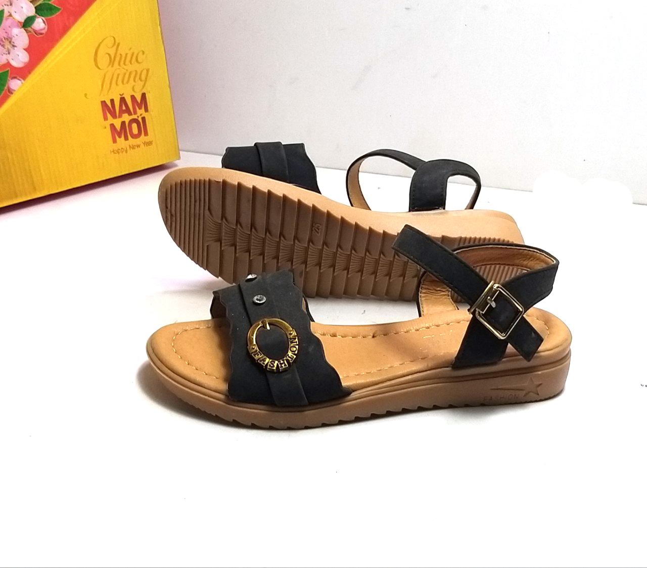 Sandal nữ học sinh