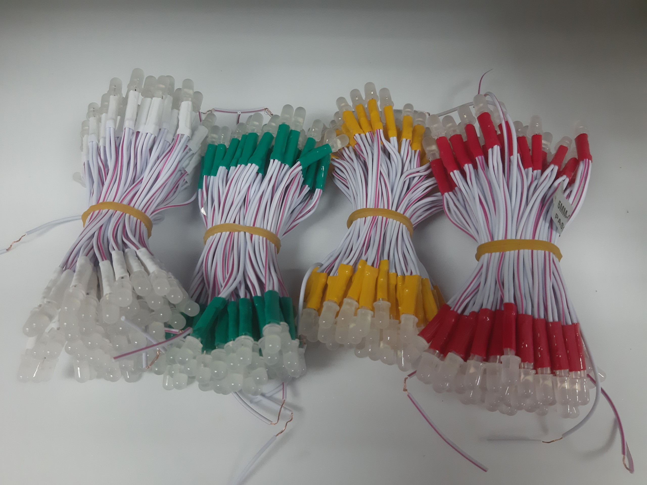 Led liền dây 100 bóng điện áp 5V và 12V, Led ruồi đơn sắc (Trắng, đỏ, vàng, xanh lá...) [100 bóng/bó]