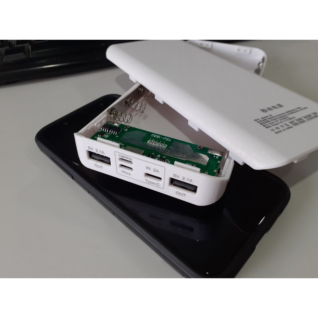   Mã AFFLIXI giảm 18% đơn 99k  Box sạc nhanh chân cắm type c 8 cell dùng pin 18650 có LCD hiển thị mạch sạc dự phòng 