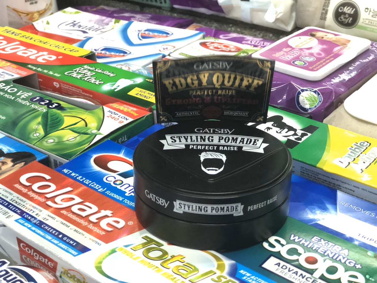 Wax vuốt tóc Gatsby Styling Pomade đen 75g