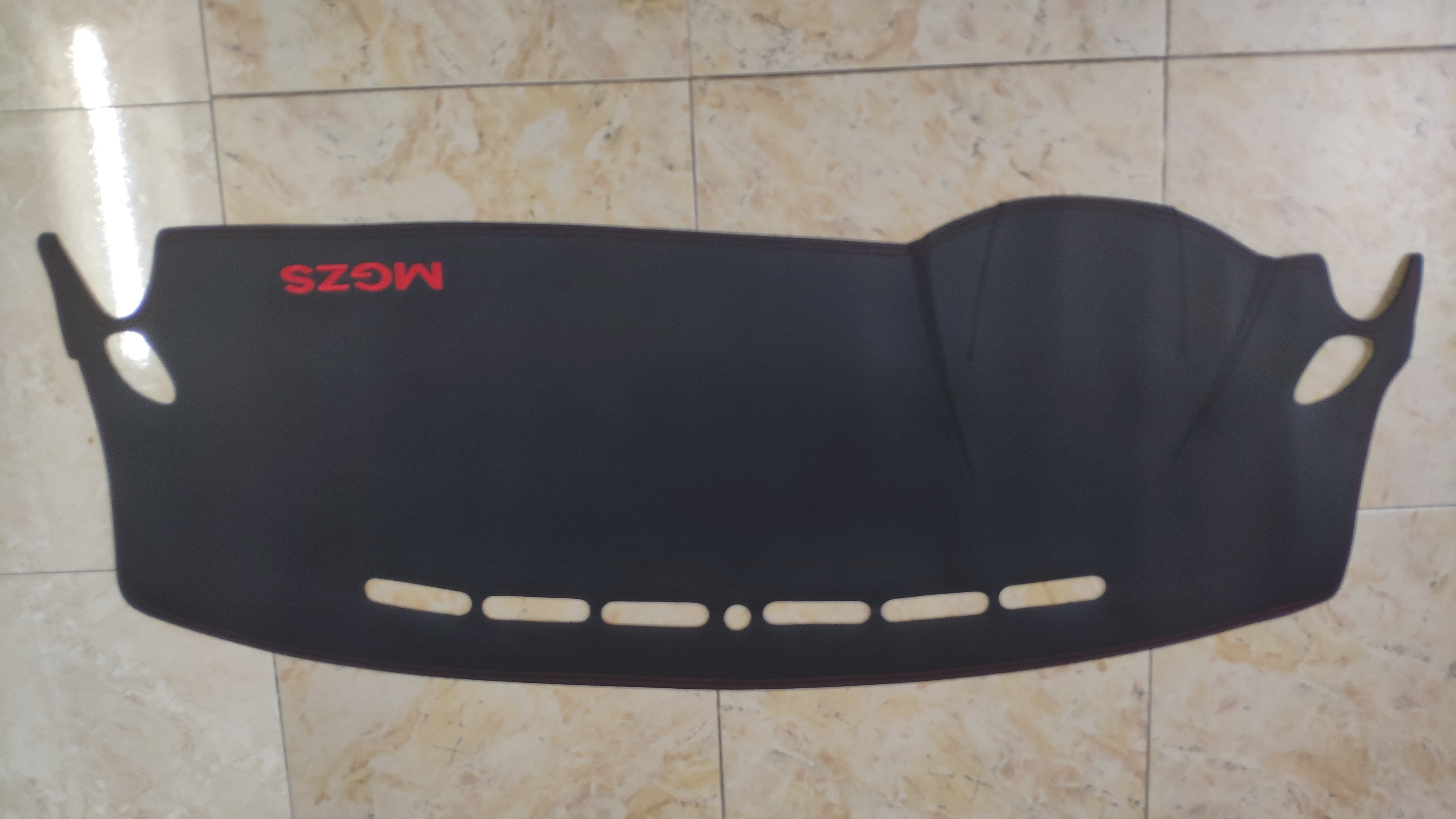 💥 Thảm taplo da carbon cao cấp loại 1 MG ZS (20-23)