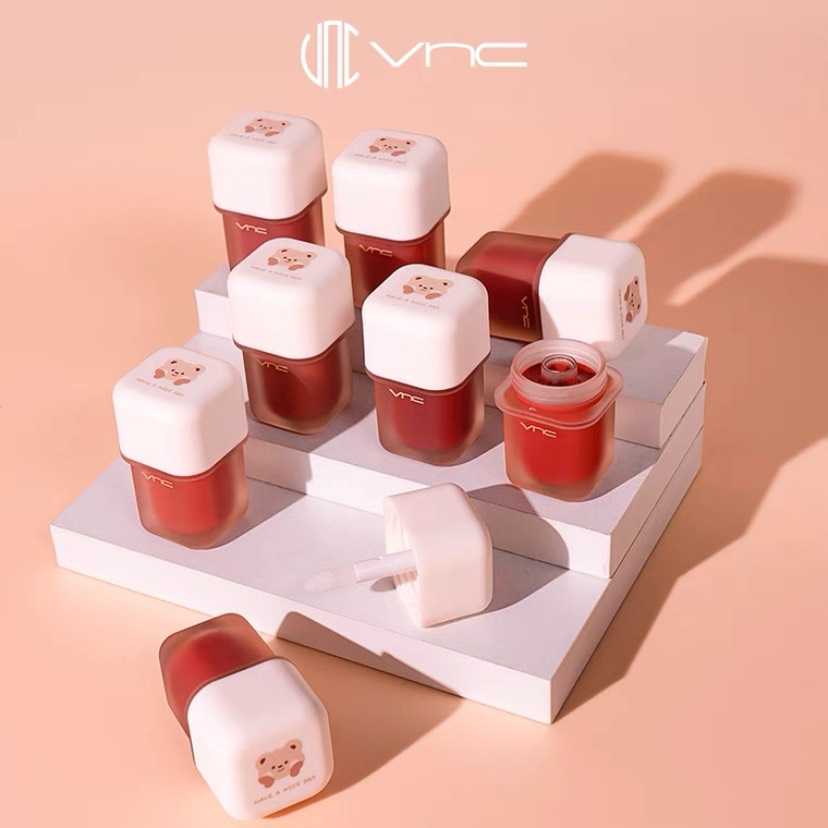 Son dưỡng bóng con dấu gấu VNC mềm môi căng mọng VNC01