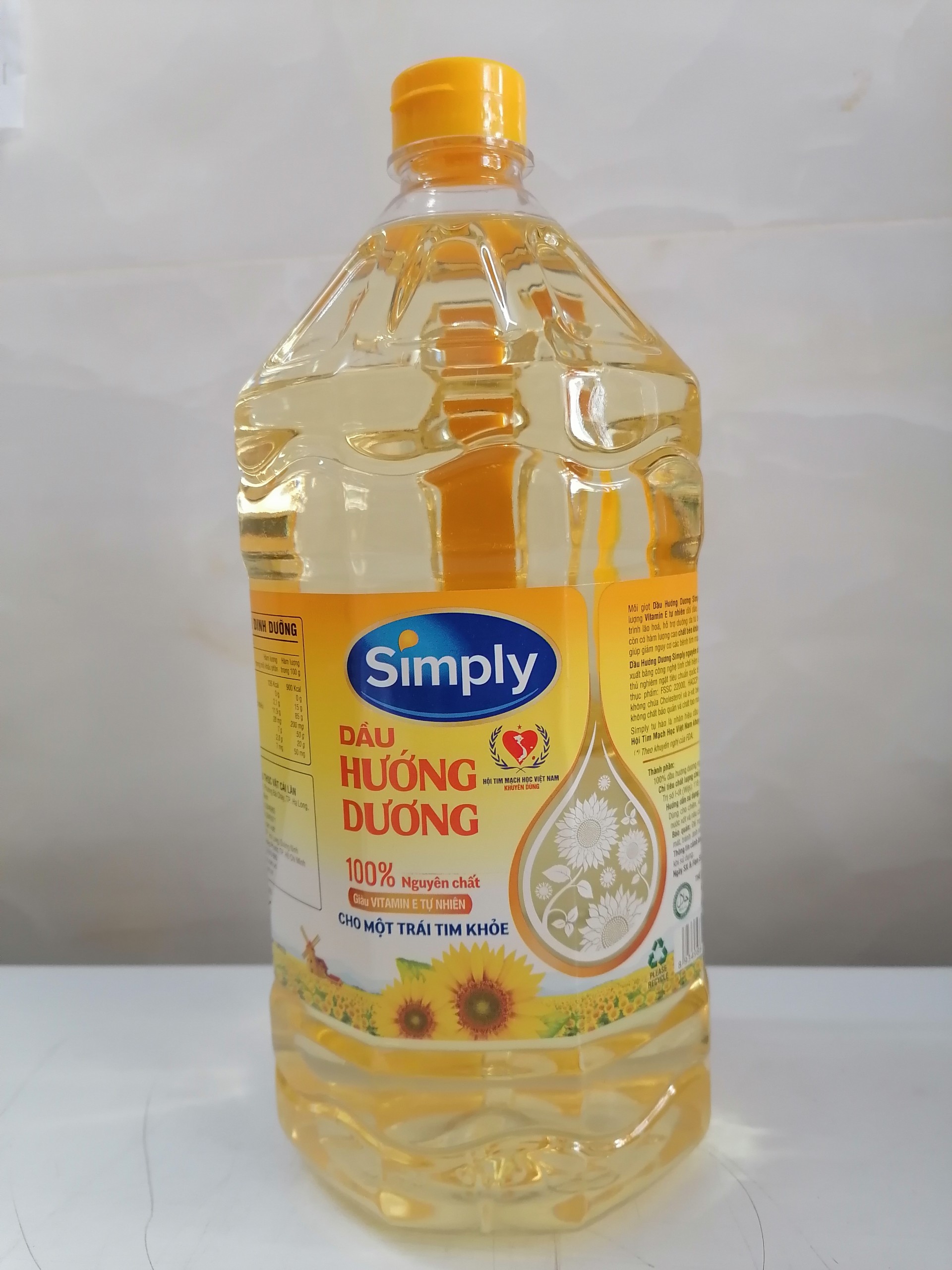 Bình 2 Lít DẦU HƯỚNG DƯƠNG VN SIMPLY Sunflower Oil halal