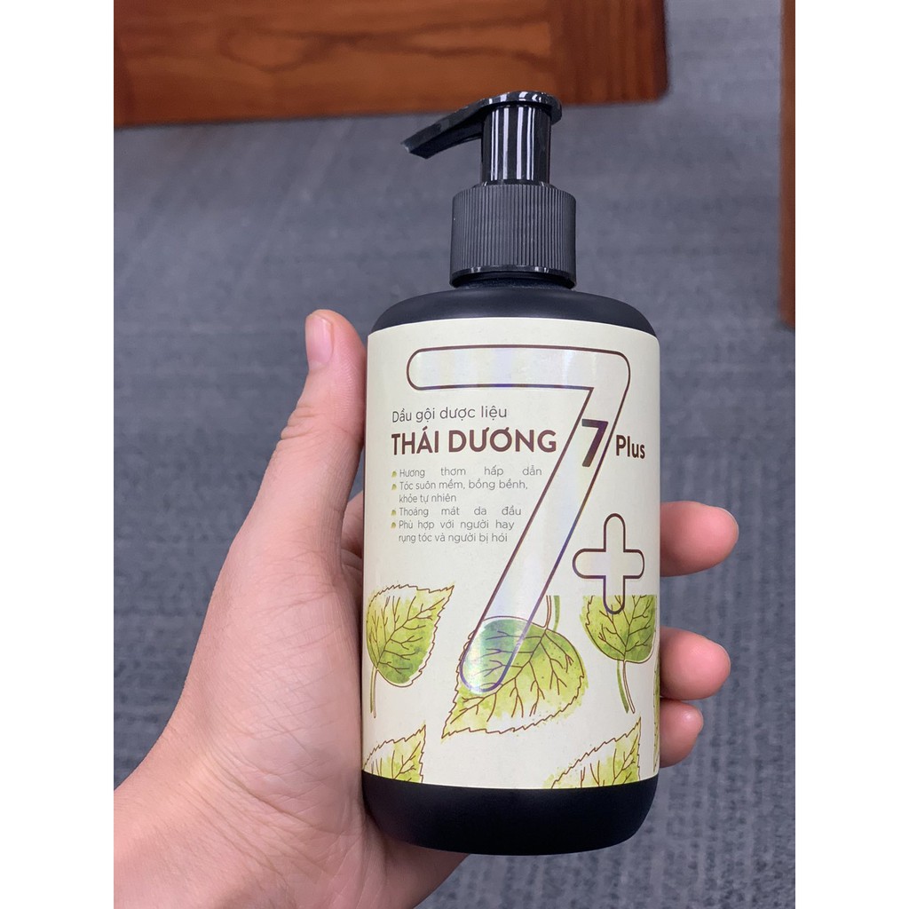 Dầu gội dược liệu Thái Dương 7 Plus - Phù hợp với người rụng tóc nhiều, người bị hói - Chai 250ml