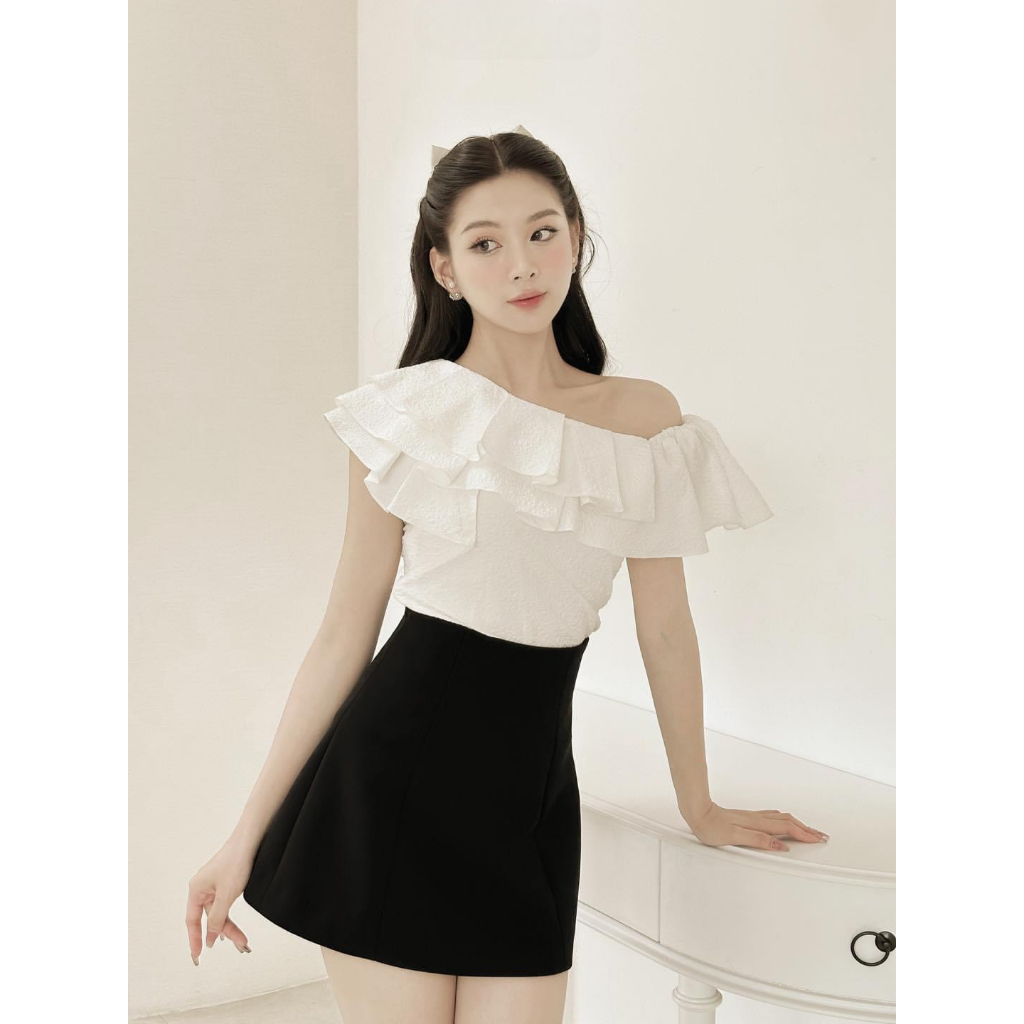 Set áo trễ vai mix chân váy chữ a tiny set, áo lệch vai kèm chân váy cạp cao dự tiệc lady quảng châu