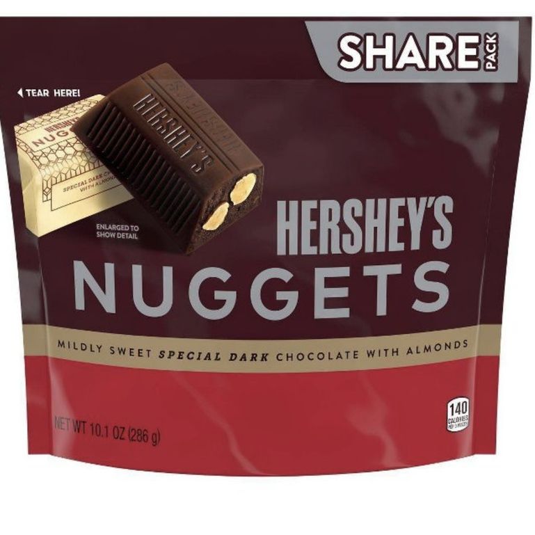 Socola đắng hạnh nhân Hershey's Nuggets Special Dark Mildly Sweet Chocolate gói 286gr Mỹ