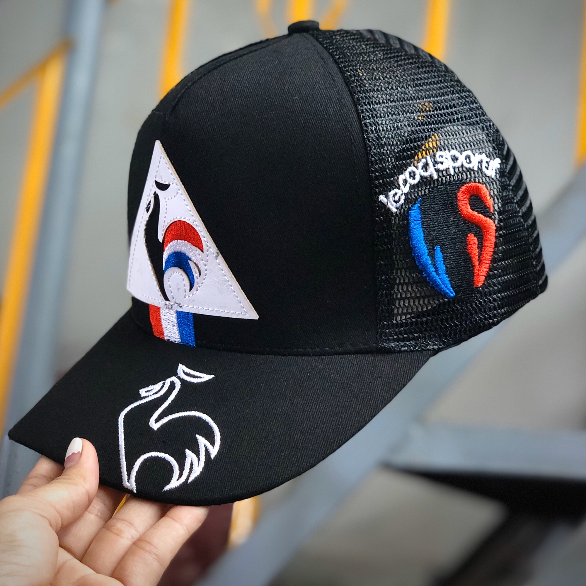 MŨ LƯỠI TRAI THÊU LOGO CON GÀ SÀNH ĐIỆU, MŨ LƯỠI TRAI THÊU HOẠ TIẾT SIÊU ĐẸP