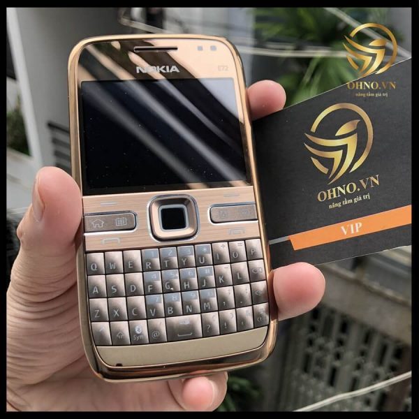 [HCM]Nokia E72 đầy đủ tính năng (kèm pin + sạc) wifi lướt web
