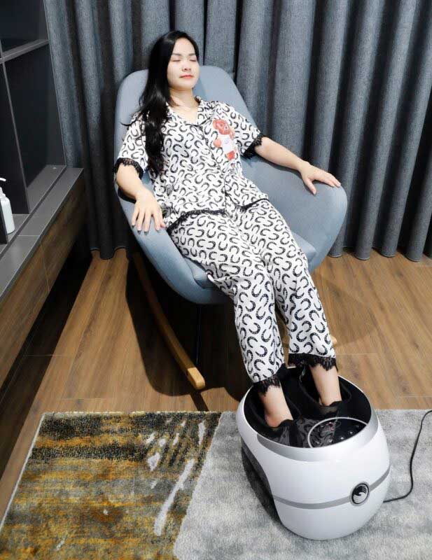 Máy massage chân Hasuta Hmf 260 hàng cao cấp, mát xa chân, xoa bóp chân ngay tại nhà, giúp thư giãn thoải mái