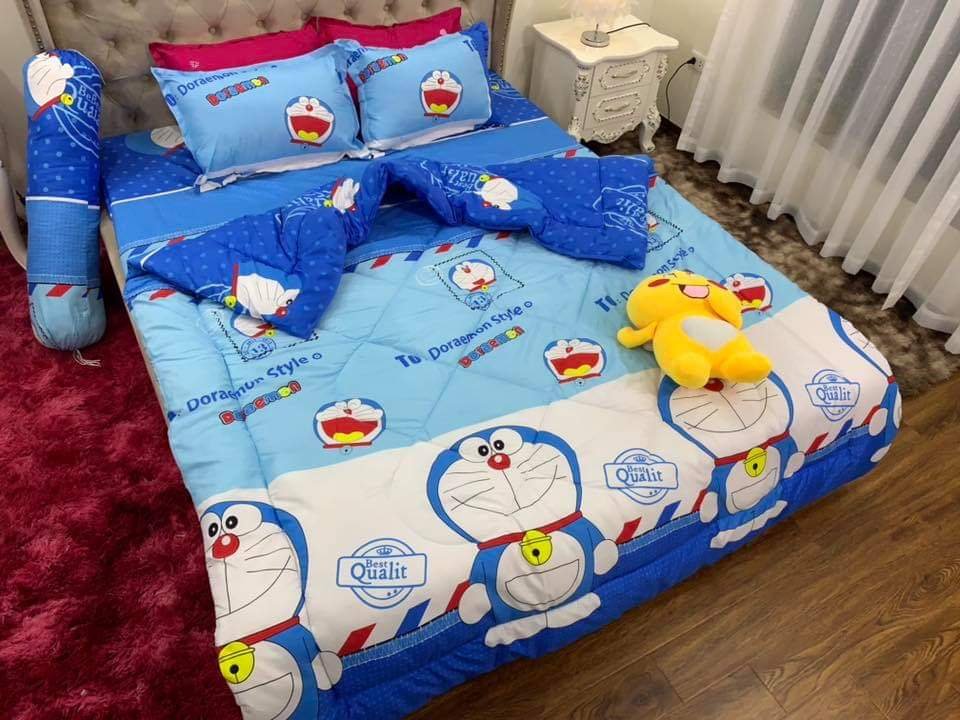 Chăn phao siêu nhẹ cực ấm,đã có ruột bông liền vải cotton poly 1m8x2m họa tiết doremon tem thư