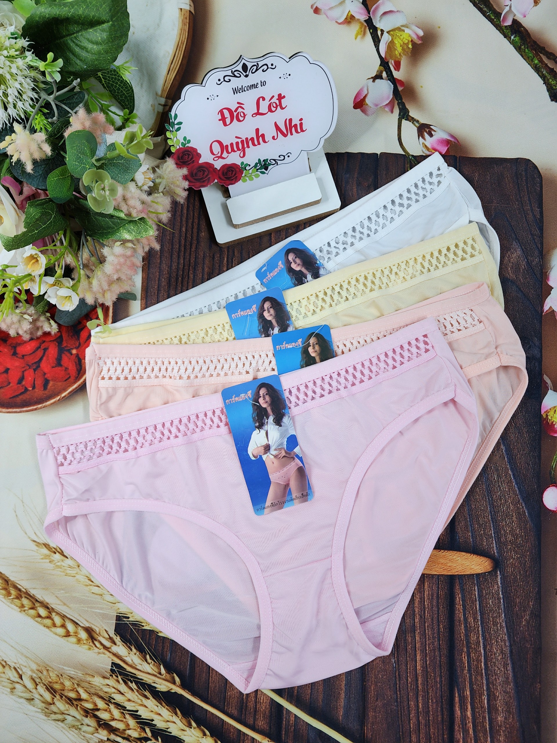 Combo 10 Quần Lót Thun Lạnh Siêu Thoáng Mát Có Họa Tiết Lưng Ren Chất Vải Co Giản Thoáng Mát Thấm Hút Mồ Hôi Size: 48-60 Kg [883]  - Đồ Lót Quỳnh Nhi