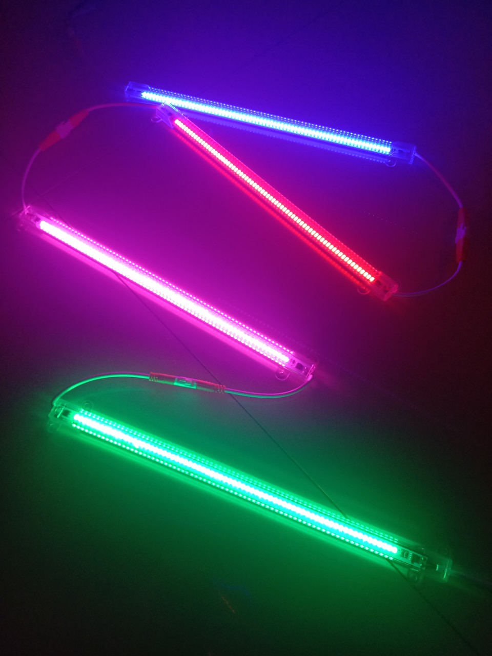 Đèn LED thanh 1m xanh lá,xanh dương,đỏ,hồng điện 220v trang trí kệ,hồ cá,tủ trưng bầy