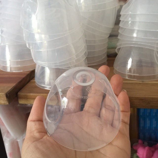 Nắp bình sữa 250ml và 150ml
