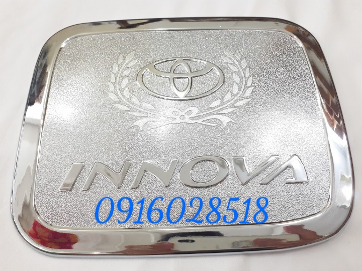 Ốp nắp bình xăng xe Toyota innova 2014 2015 2016 mạ Crom, op nap binh xang