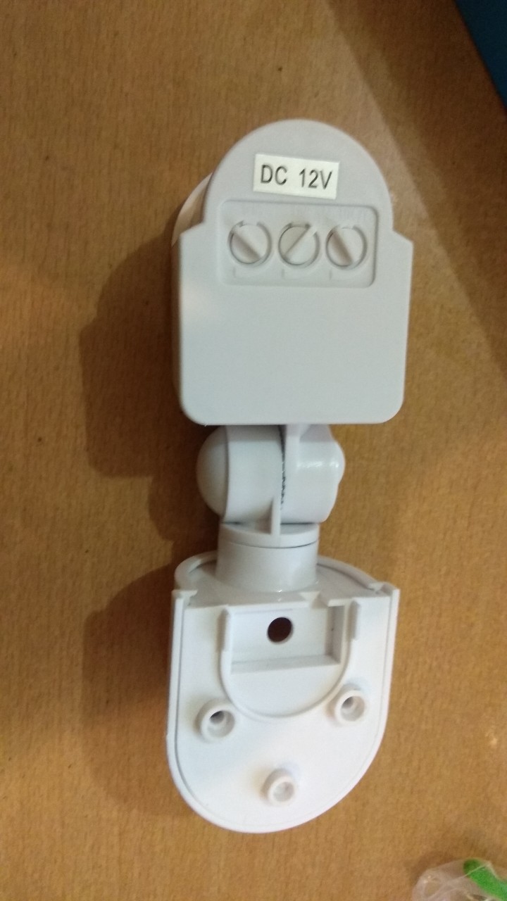 CÔNG TẮC CẢM BIẾN CHUYỂN ĐỘNG HỒNG NGOẠI - DC 12V