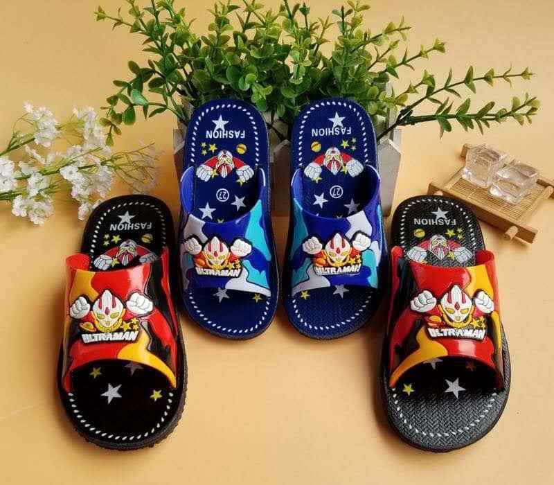 Dép siêu nhân người nhện