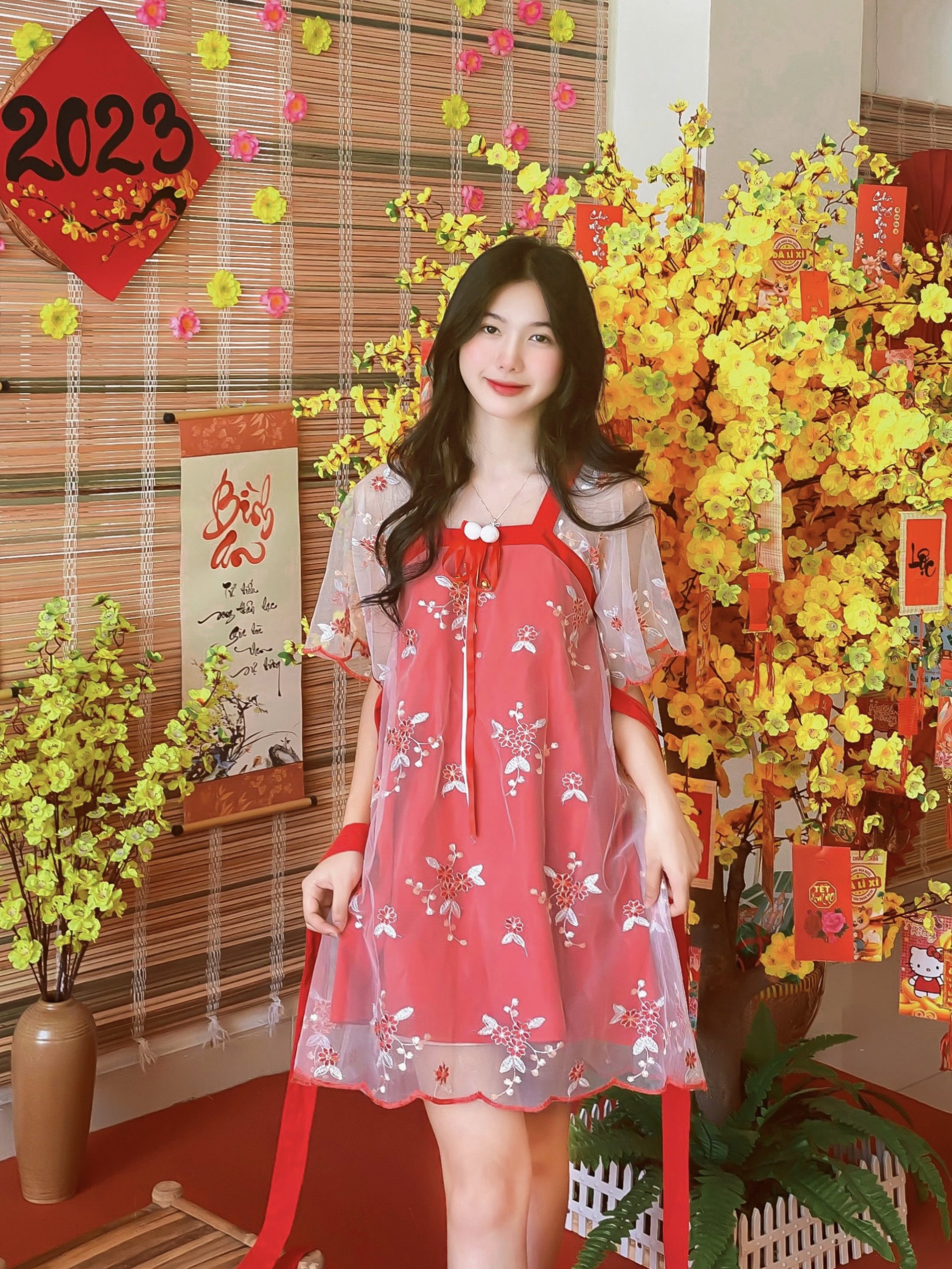 Đầm thêu hoa cổ trang cách tân - neko dress