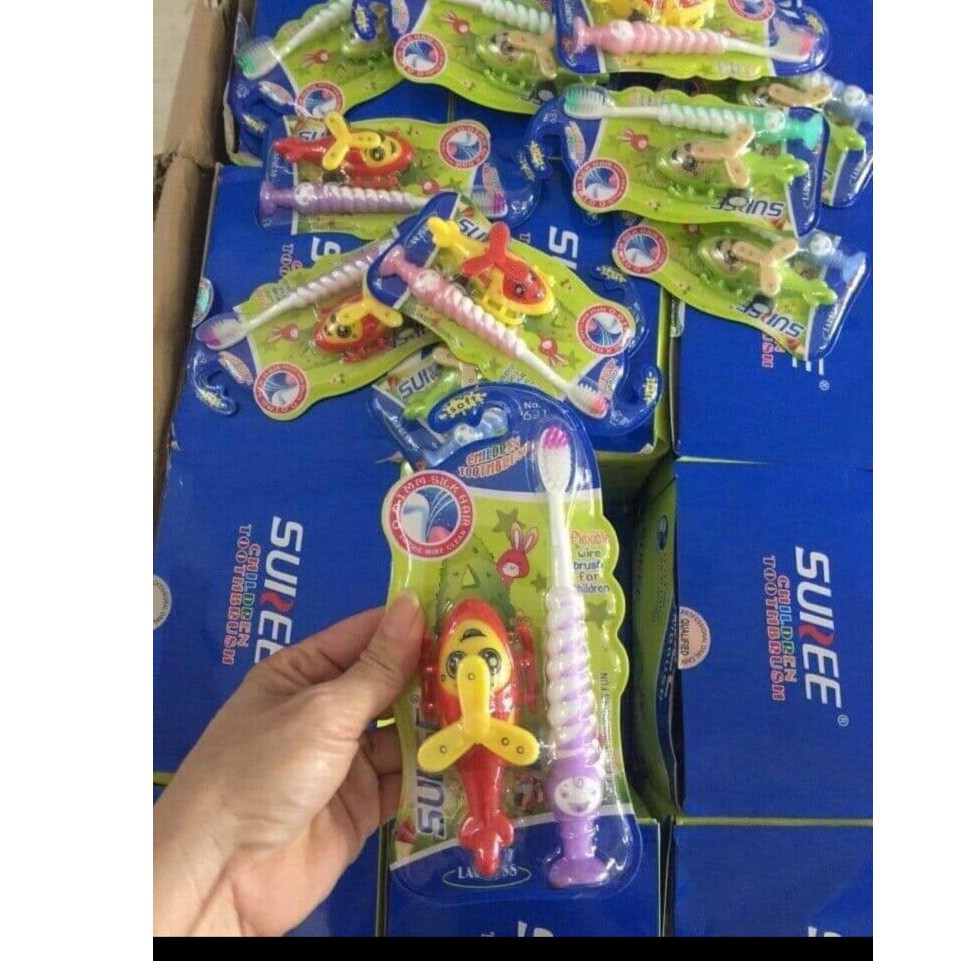 Chính hãng Bàn chải đánh răng tặng đồ chơi cho bé - thái lan