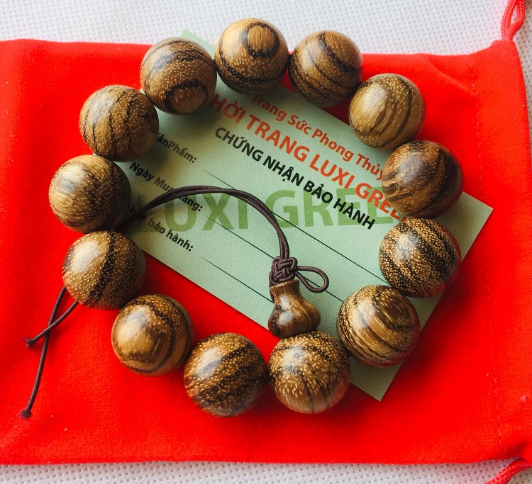 [HCM]Vòng Tay Chuỗi Hạt Luxi Green Trầm Thiên Nhiên Hạt tròn Hương thơm tự nhiên nhẹ nhàng - GIÁ SỐC - trừ t.à khí đem lại may mắn tài l.ộc.