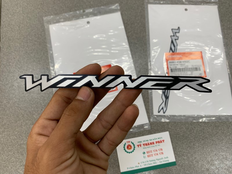 Tem chử Winner v1 Cam