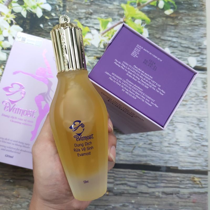 Dung dịch vệ sinh phụ nữ evamost