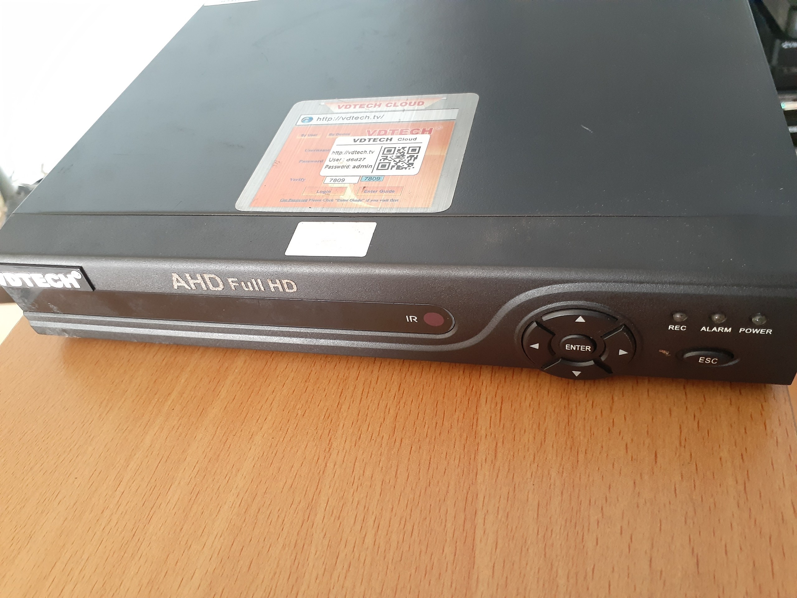 Đầu ghi hình 8 kênh vdtech vdt-3600ahdl kèm ổ lưu