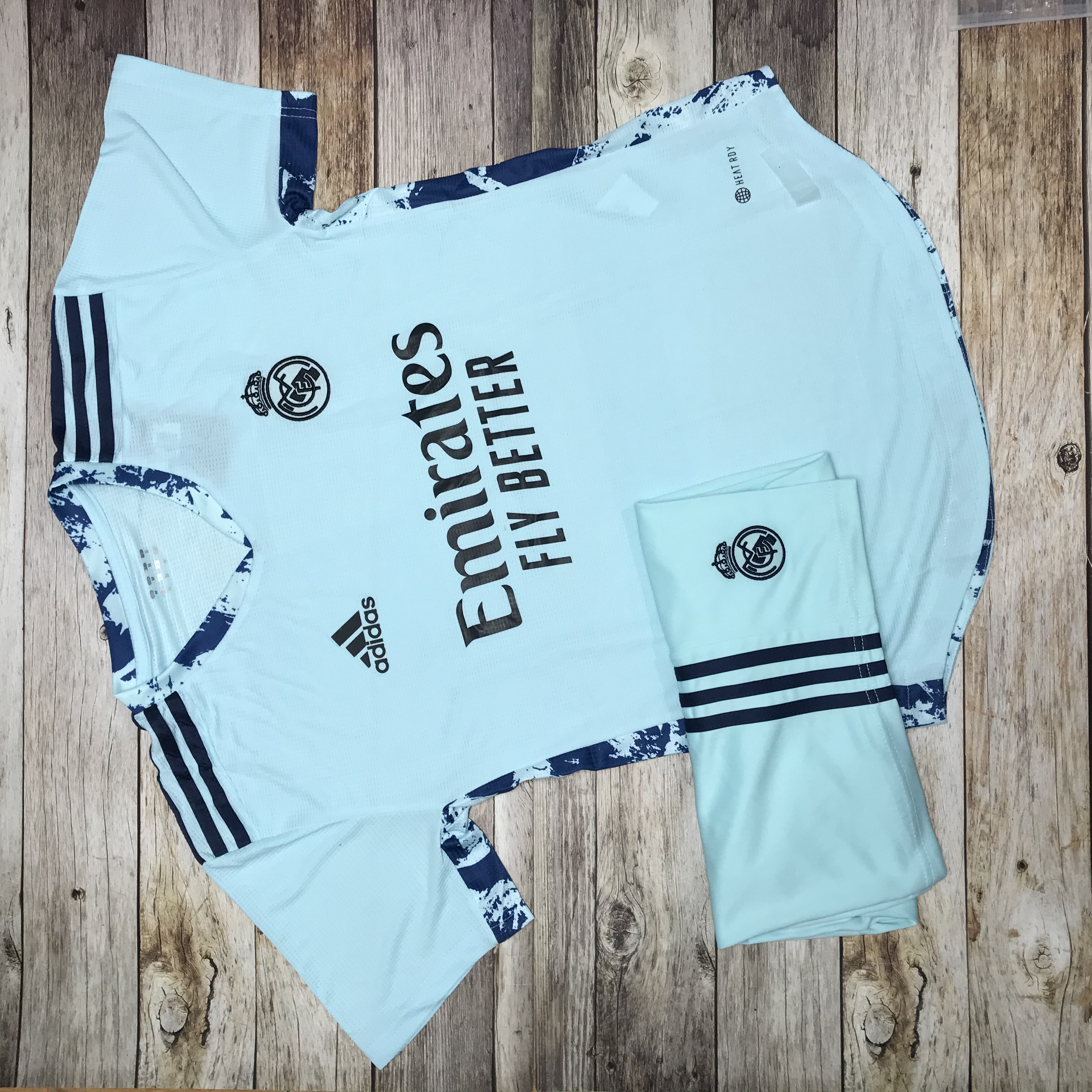 Áo bóng đá - áo đá banh clb real madrid-vải gai thái cao cấp