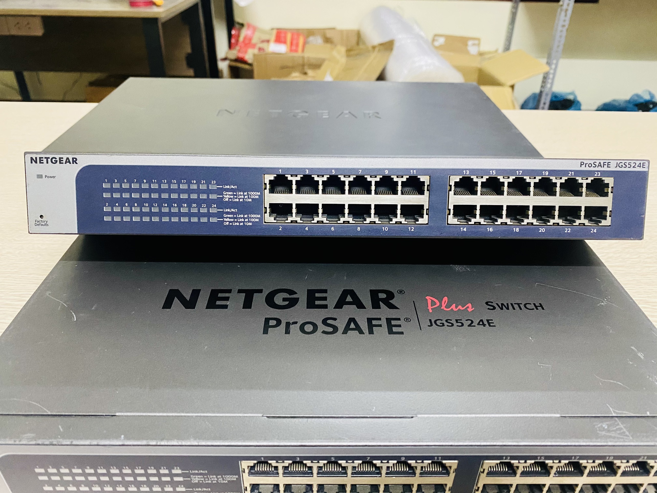 Bộ chia mạng netgear 24-port gigabit ethernet plus switch