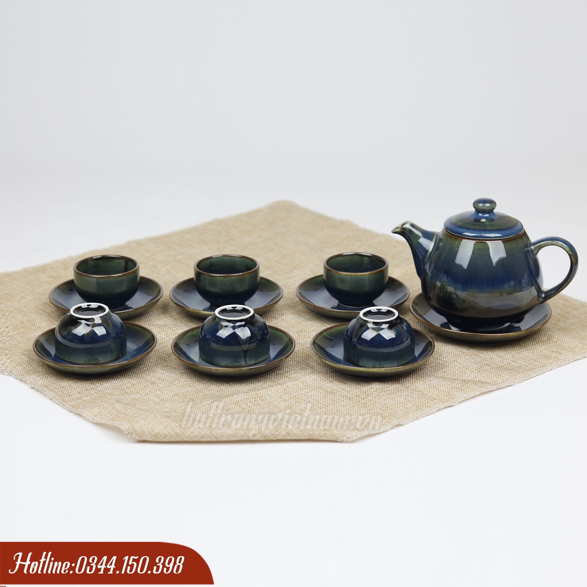 Bộ ấm chén Bát Tràng men hỏa biến xanh rêu 3 chân