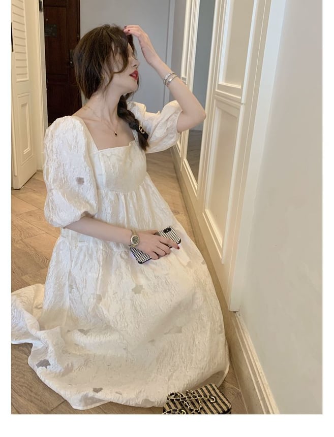 Đầm thiết kế công chúa