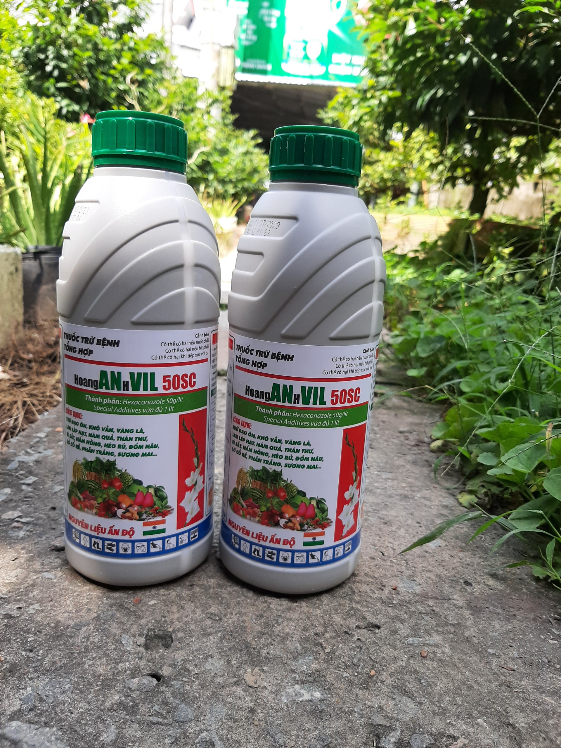 [TRUNG THIEN THINH] Trừ nấm bệnh phổ rộng (hoạt chất Hexaconazole nguyên liệu Ấn Độ) HoangANhVIL đạo ôn, đốm vằn, nấm hồng, phấn trắng, thán thư chai 1 lít
