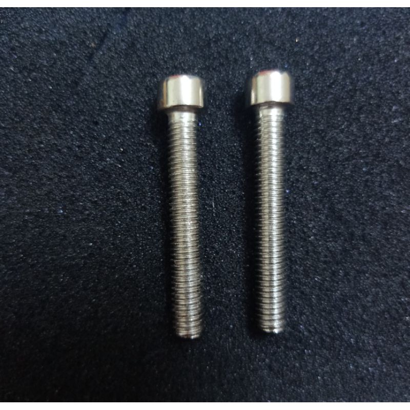 2 ốc lục giác inox M6 dài 4 cm