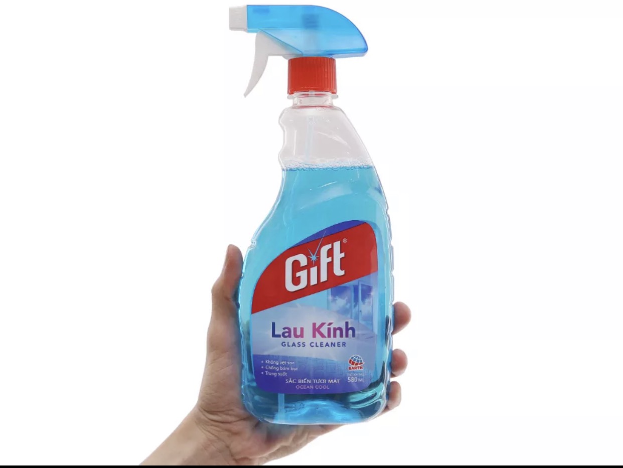 Nước xịt kính GIft chai 580ml.
