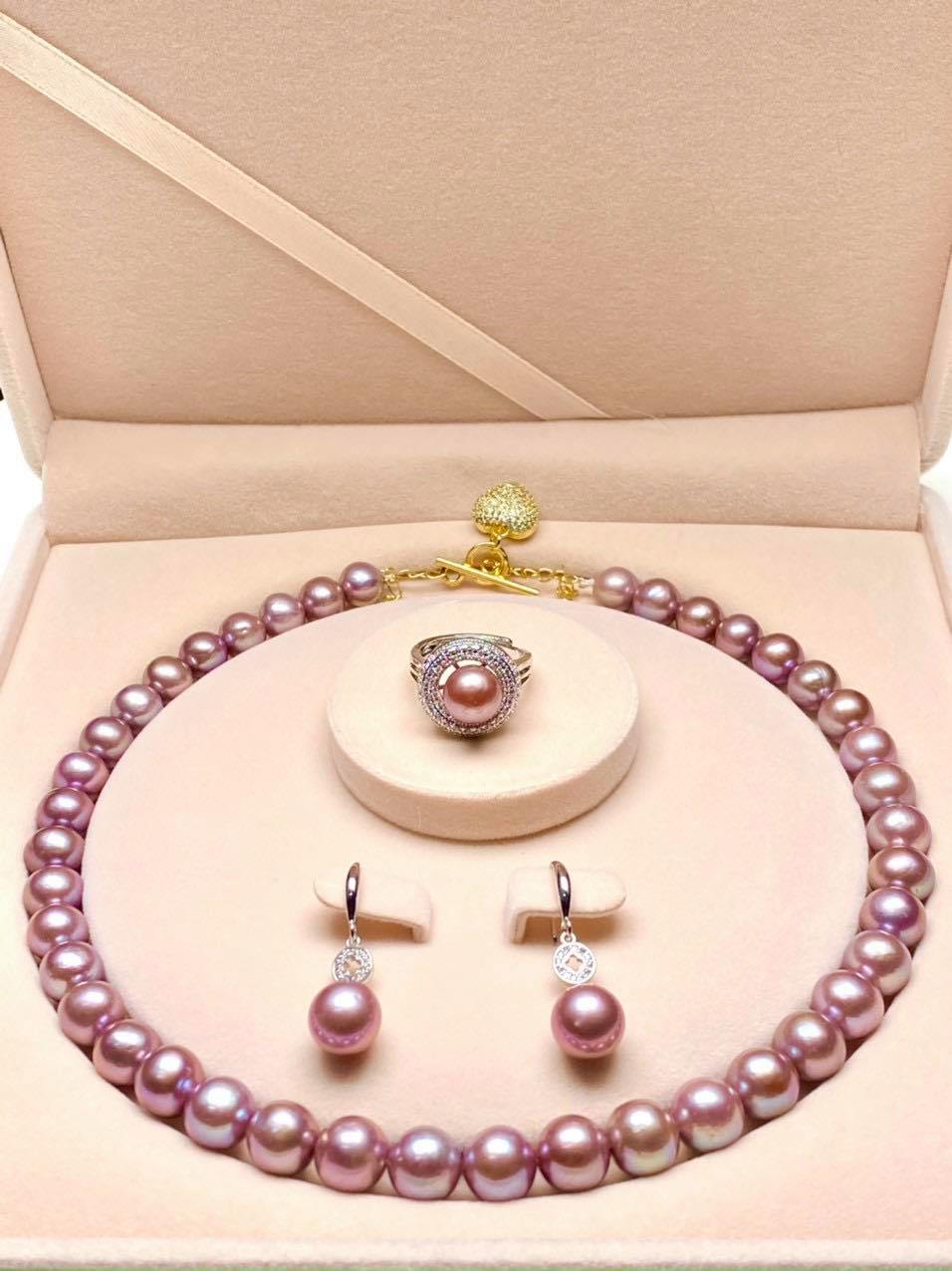 Bộ combo Dây chuyền, chuỗi đeo cổ, nhẫn và bông tai ngọc trai tím sang trọng