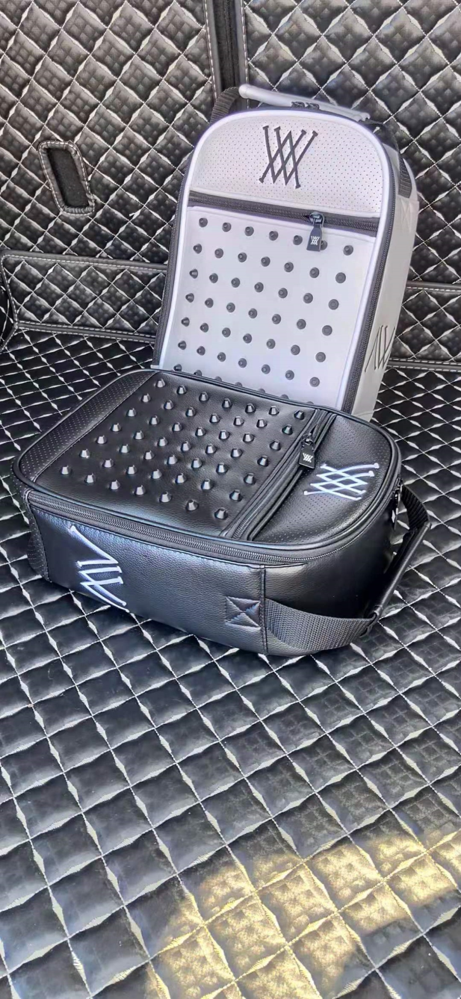 Korean version Azureway¯Mizuno¯J.Lindeberg¯MALBON¯ FootJoyˉTitleistˉ New golf shoe bag PU leather fabric breathable independent can hold a pair of shoes Outdoor sneaker bag GOLF shoe bag