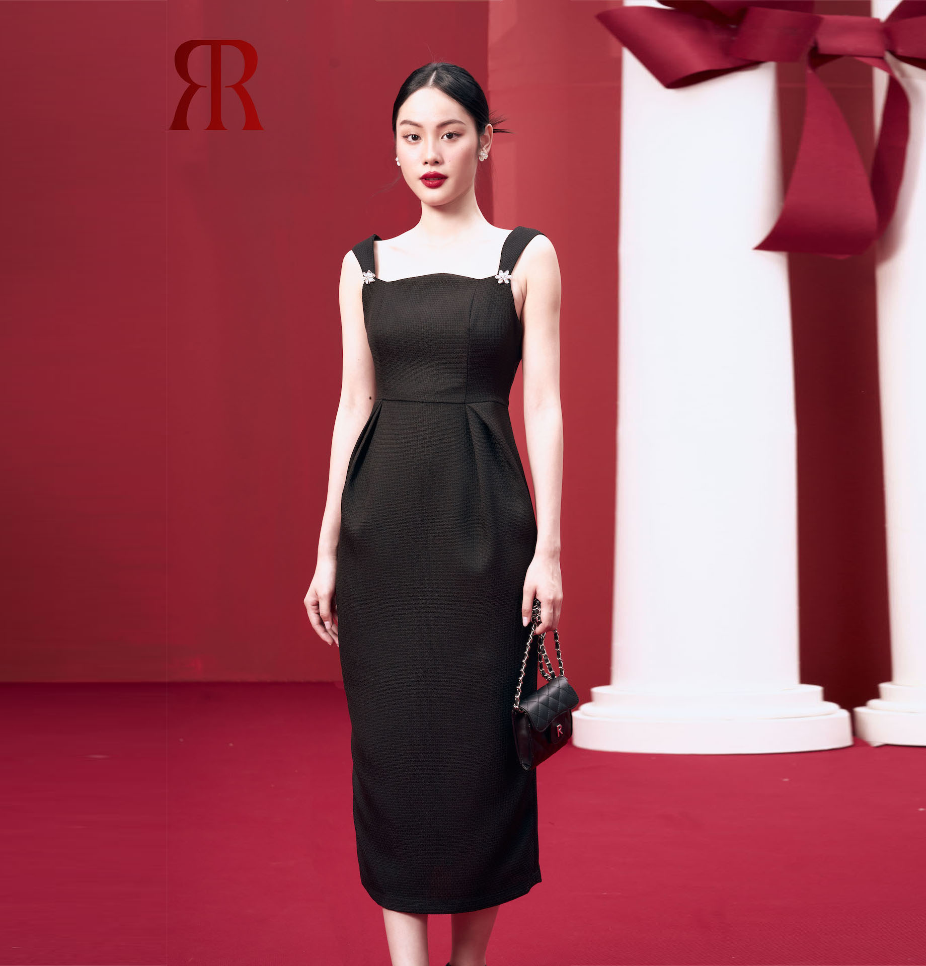 Rập - đầm cổ vuông dây thân xếp - xmas 16