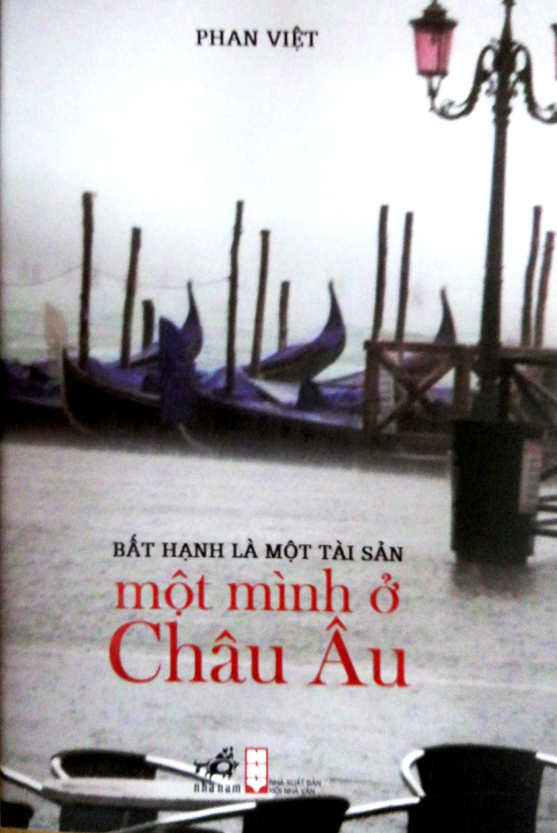 Fahasa - một mình ở châu âu