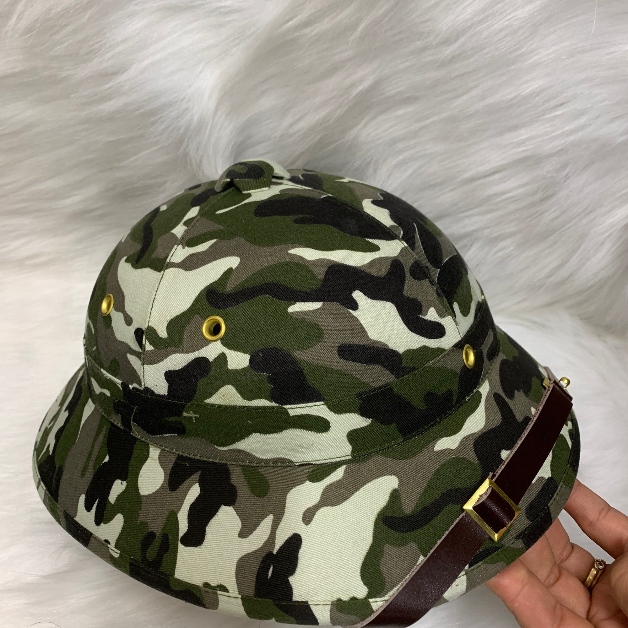 MŨ CỐI RẰN RI SIÊU CỨNG. NÉM KHÔNG VỠ. CHỐNG THẤM. CHỐNG PHAI